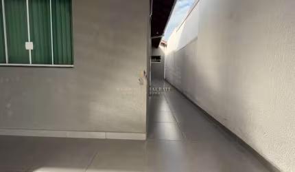 Casa com 2 quartos, 75m², à venda em Taubaté, Esplanada Independência