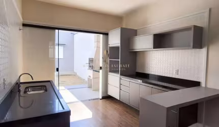 Casa à venda em Taubaté, Jardim Morumby, com 3 quartos, 125m²