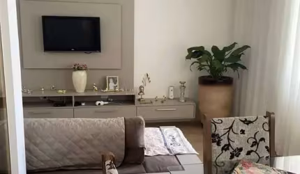 Sobrado com 4 quartos, 210m², à venda em Taubaté, Santa Clara
