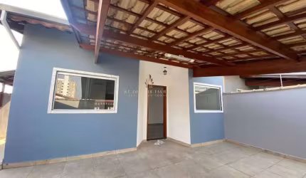 Casa com 2 quartos, 90m², à venda em Taubaté, Parque Urupês