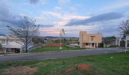 Terreno em Condomínio à venda, no Condomínio Reserva Altos do Cataguá,  em Taubaté, Chácara São Félix, 1100m²