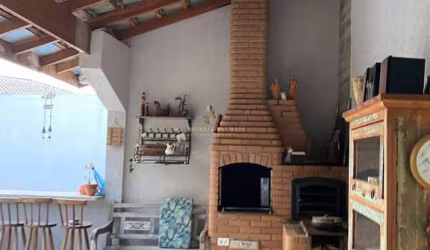 Casa com 4 quartos, 820m², à venda em Taubaté, Jardim das Nações