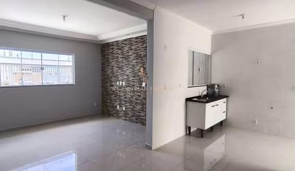 Casa à venda em Taubaté, Jardim Oásis, com 2 quartos, 89m²