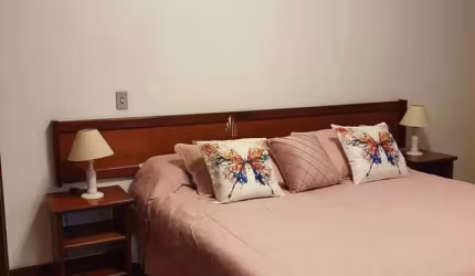 Flat com 2 quartos, 100m², à venda em Campos do Jordão, Capivari