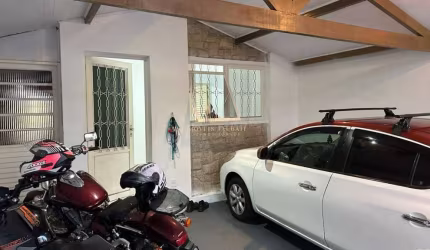 Casa à venda em Pindamonhangaba, Vila Rica, com 2 quartos, 80m²