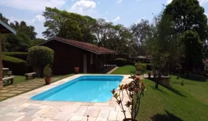 Casa/Chácara de condomínio em Atibaia, no Condomínio Horto Ivan!