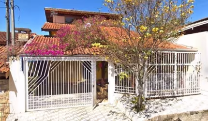 Casa com 3 quartos à venda na Avenida Barretos, 501, Jardim do Lago, Atibaia por R$ 810.000