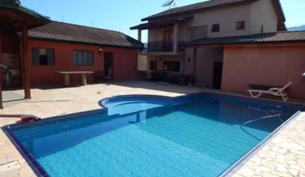 Casa com 3 quartos à venda na Rua Tranquilo Luiz Rosa, 500, Jardim Maristela, Atibaia, 500 m2 por R$ 1.300.000