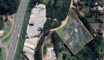 Atibaia SP Área Industrial 12.000 m² a 400 metros da Fernão Dias Ref.078-ATI-001 Bairro do Portão Atibaia SP  A melhor localização da Rodovia Fernão Dias Área do terreno: 12.000 m²