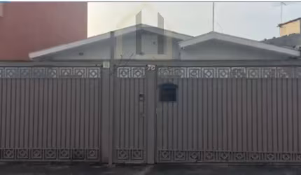 Casa térrea à venda com 256 metros 3 suíte. Centro. São Bernardo do Campo