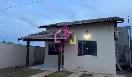 Casa à venda, Distrito Industrial, Cuiabá-MT. 2 quartos, sendo 1 suíte, cozinha completa, quintal a