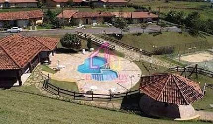 Casa  à venda, Chapada dos Guimarães-MT, CONDOMINIO SERRAS AZUIS,  ÁREA GOURMET, 450m2, 2 SUÍTES, 2