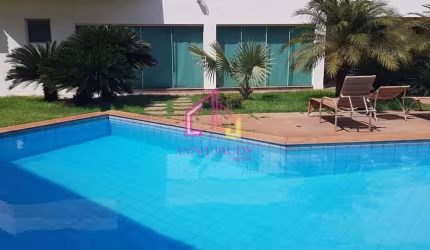 Casa à Venda - JARDIM ITÁLIA, Cuiabá - MT, Condomínio Villa Felice, 698m², 6 vagas, TERRENO 734 m2