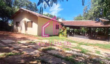 Chácara  à venda, Agrovila das Palmeiras, Santo Antônio do Leverger-MT, 6,5 HECTARES,  4 QUARTOS, P