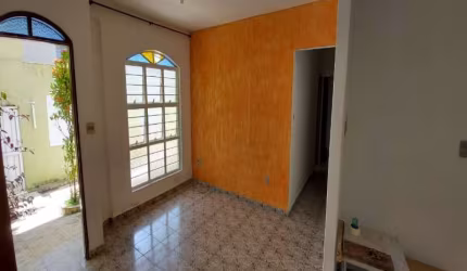 Casa térrea à venda no Jardim Tatiana, em Votorantim-SP