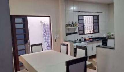 Casa à venda no Jardim Tropical, em Sorocaba-SP