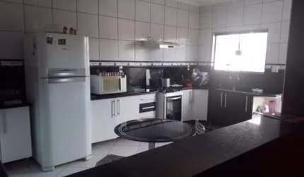 Sobrado à venda no Jd. Topázio, em Sorocaba -SP