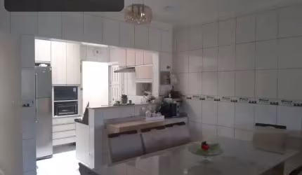 Casa à venda no Jardim Napoli, em Sorocaba-SP