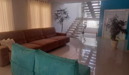 Sobrado à venda no Condomínio Mont Blanc, Sorocaba- SP