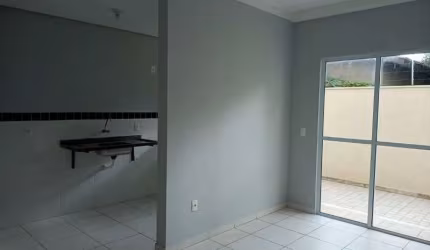 Apartamento térreo à venda no Condomínio Residencial Jardim Betânia II, Sorocaba-SP.