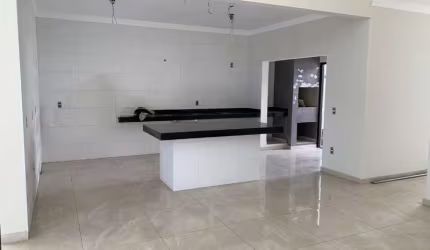 Casa térrea à venda no Residencial Reserva Ipanema, em Sorocaba-SP.