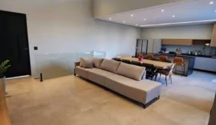 Sobrado à venda no Residencial Sunlake, em Sorocaba-SP