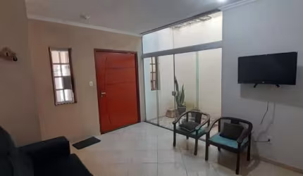 Sobrado à venda no Jardim São Guilherme, em Sorocaba- SP.