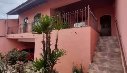 Casa à venda no Jardim São Paulo, em Sorocaba-SP.