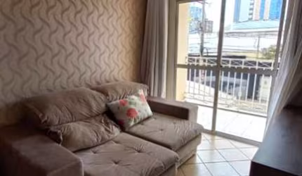 Apartamento à venda no Condomínio Edifício Cláudia Vieira, em Sorocaba-SP.