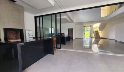 Sobrado à venda no Residencial Village Ipanema II, Araçoiaba da Serra- SP.