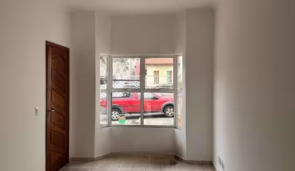 Casa térrea à venda no Jardim Residencial Villa Amato, em Sorocaba-SP.