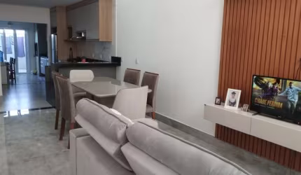 Casa à venda no Condomínio Horto Florestal Villagio, em Sorocaba/SP.
