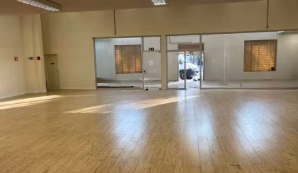 Ponto comercial para locação no Wanel Ville, em Sorocaba-SP.