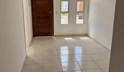 Casa térrea à venda no Condomínio Residencial Parque Imperial, em Sorocaba-SP.