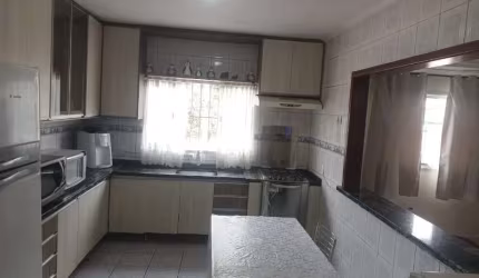 Sobrado à venda no Jardim Carolina, em Sorocaba-SP.