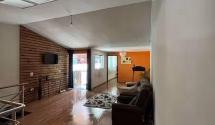 Sobrado à venda no Jardim Boa Esperança, em Sorocaba-SP.