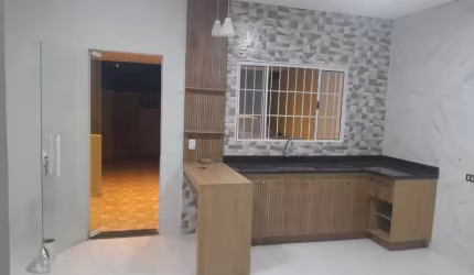 Sobrado à venda no Jardim Vila São Domingos, em Sorocaba-SP.