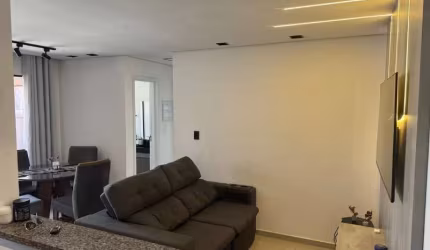 Apartamento à venda no Residencial Lírios, em Sorocaba-SP.