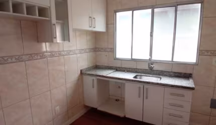 Apartamento à venda no Condomínio Edifício Bellini e Martins VIII, em Sorocaba-SP.