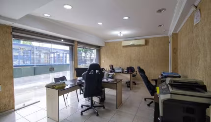 Sala comercial para locação no Jardim Planalto, em Sorocaba-SP.