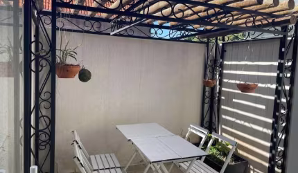 Sobrado geminado à venda na Vila Jardini, em Sorocaba-SP.