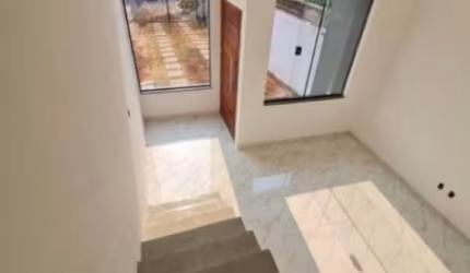 Sobrado à venda no Jardim Simus, em Sorocaba-SP.