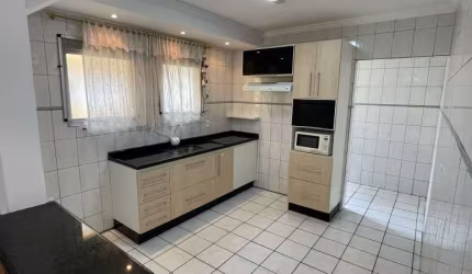 Apartamento Duplex para alugar no Residencial Caribe, em Sorocaba- SP.