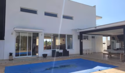 SSobrado à venda no Condomínio Village Araçoiaba I,  Araçoiaba da Serra-SP.
