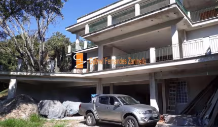 Mansão 960m² inacabada - ATIBAIA