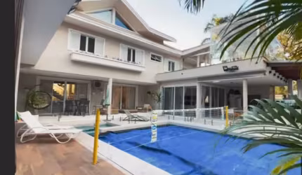 Casa  Condomínio Maravilhosa Jd Apolo - R$6.500.000,00