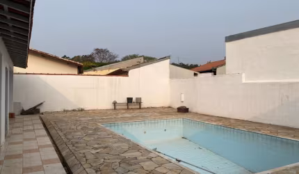 Linda Casa à Venda no Vista Verde