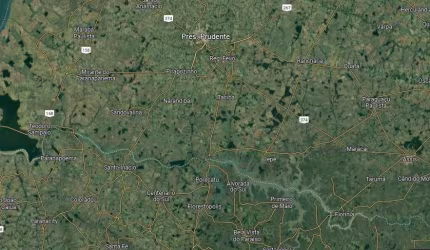 Fazenda para venda na região de Presidente Prudente-SP com 100 alqueires em milho e soja, rica em agua, pode rodar pivô, benfeitorias