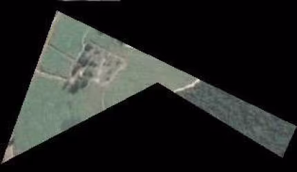 Sitio para venda na região de Porto Ferreira-SP com 7 alqueires sendo 4,5 alqueires em cana arrendada, terra vermelha, boa de agua, casa