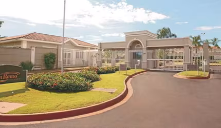 Casa para venda no Cond San Remo 1, com 2 suites, area construida 135 m2 em um terreno de 283 m2, lazer completo no condomínio